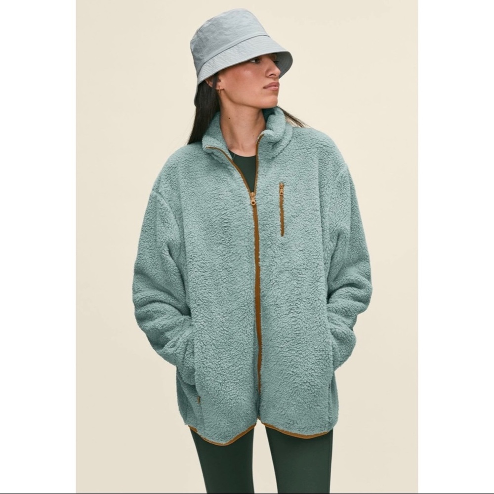 NWT Girlfriend Collective full-zip fleece Ice (M)